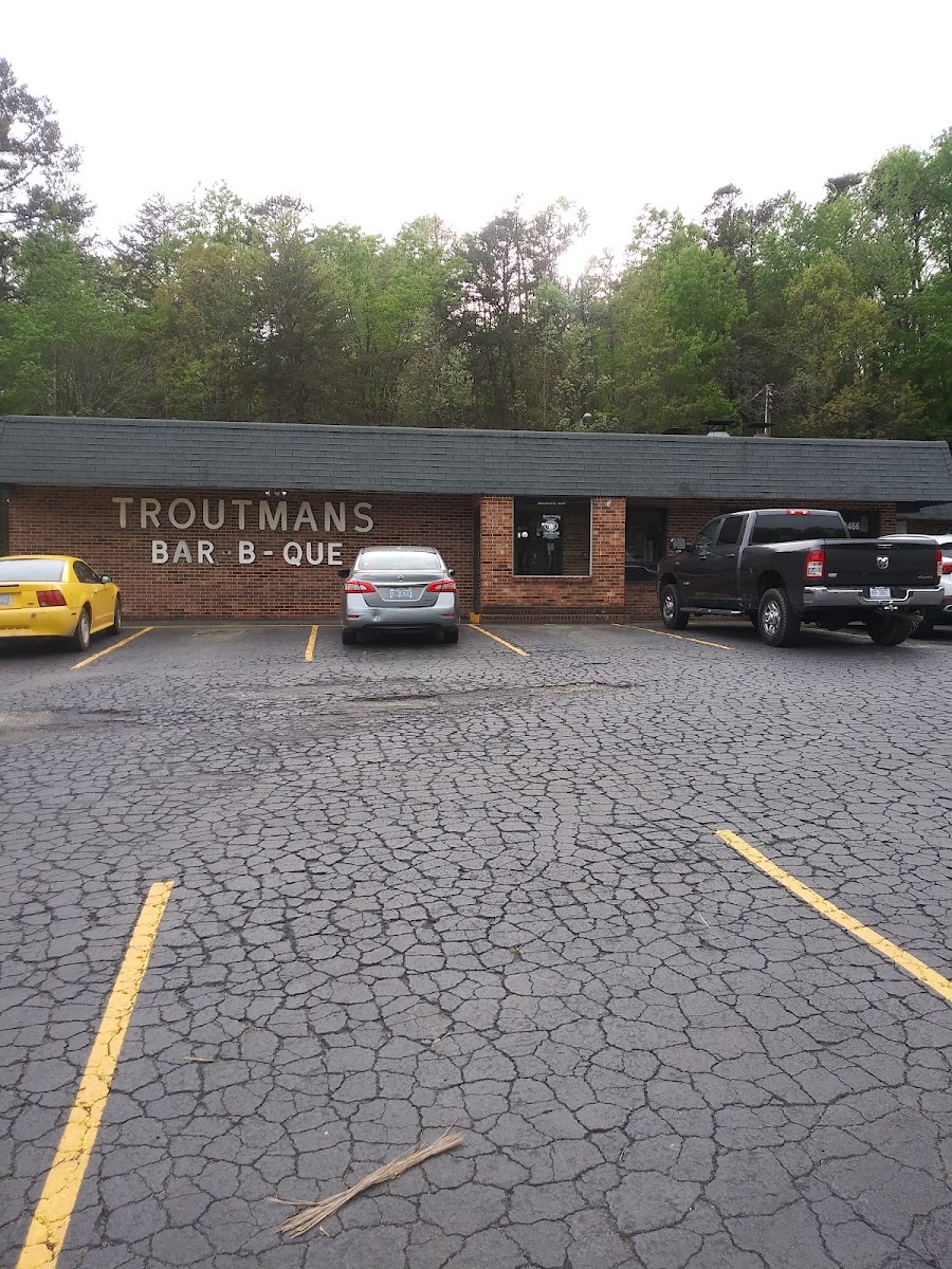 Troutmans Barbecue Photos 2